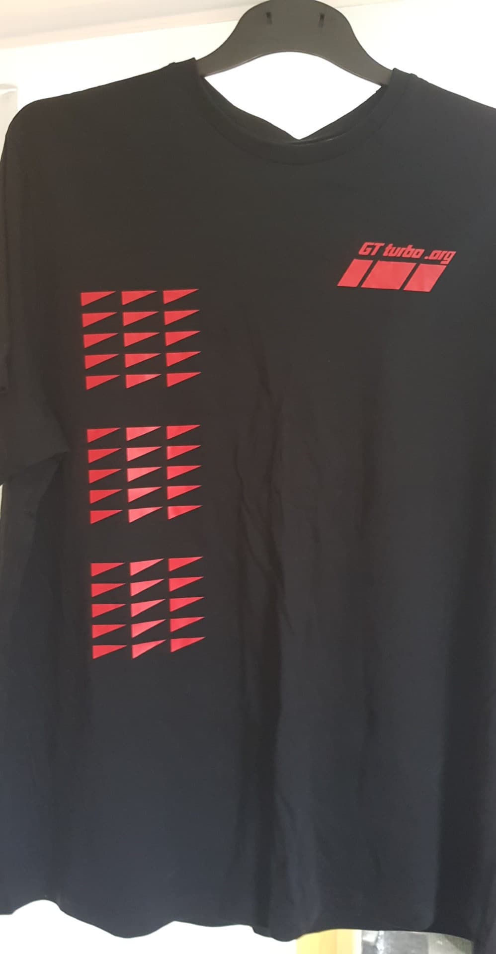 Red fleck T-Shirt, size = Medium, Black